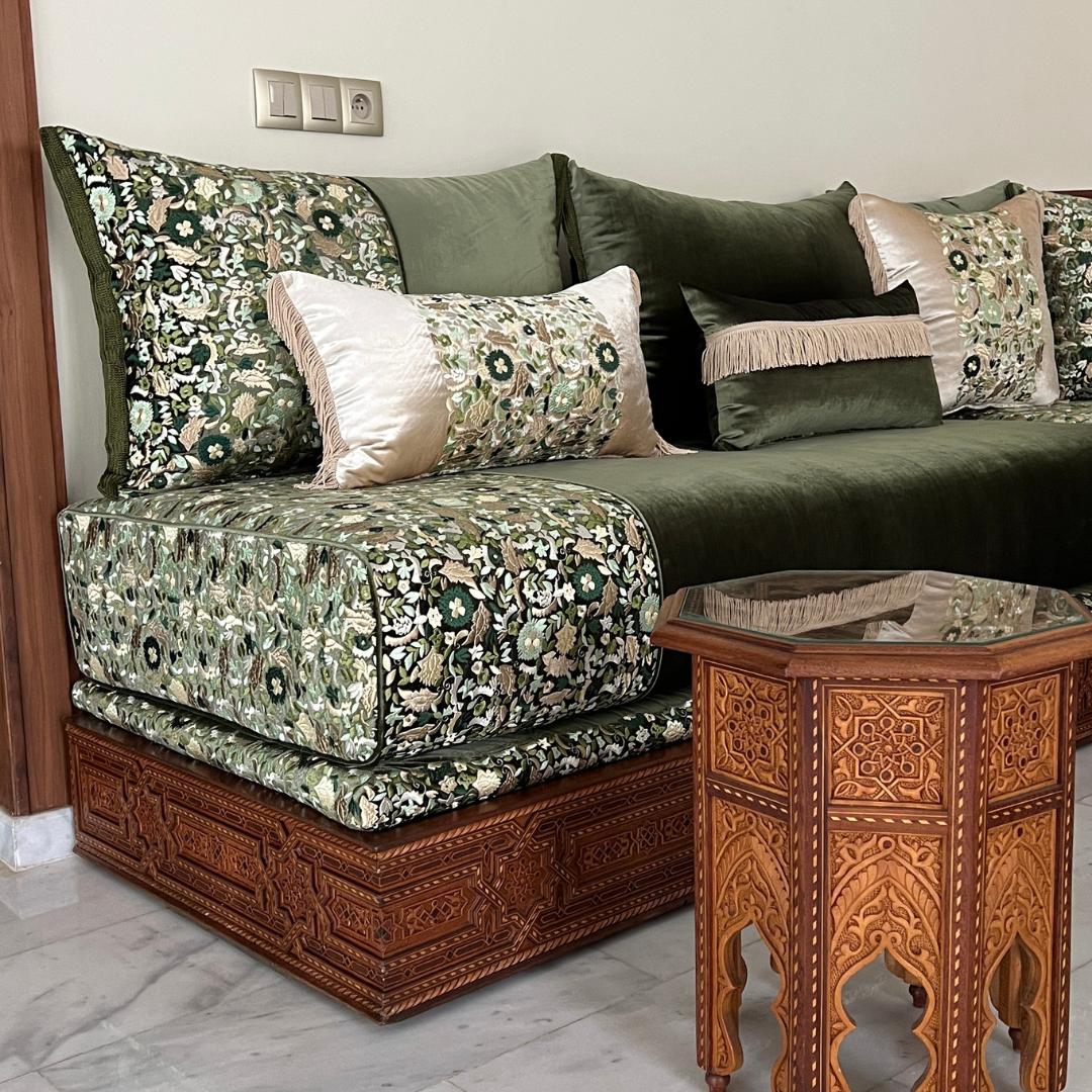 Salon marocain velours vert brodé